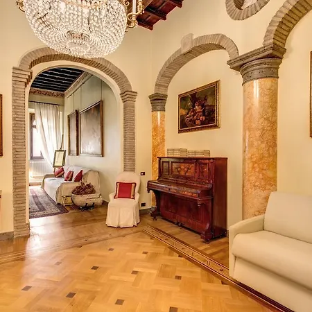 Royal Apartament